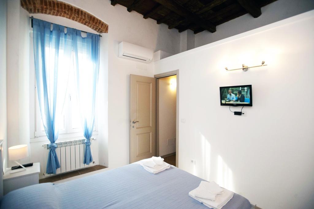Roommo Beccaria Florence Room photo